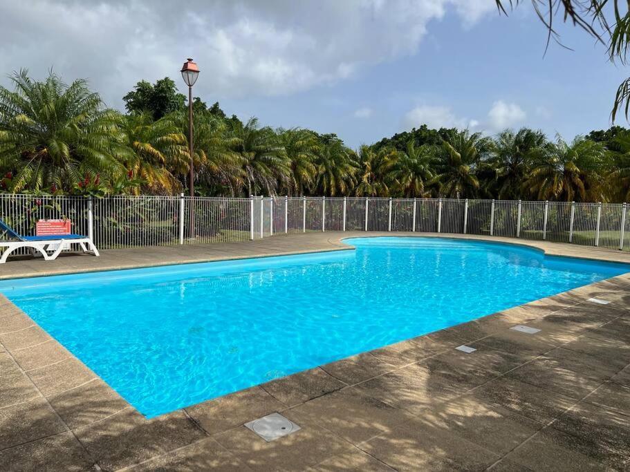 Kanoa Lodge Piscine Et Vue Mer Saint-Claude Luaran gambar